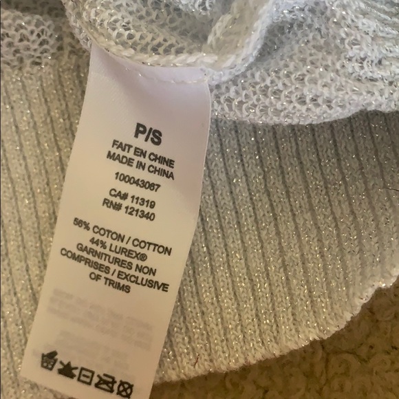 Never worn Dynamite sparkle top - Picture 5 of 5